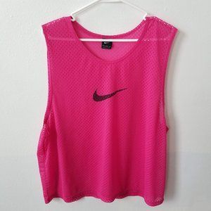 Nike Mesh Training Bib, Pink Size L/XL.